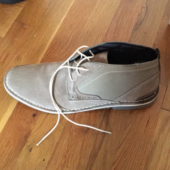 Steve Madden Lace-Up Chukka Boots - Picture 3 of 3